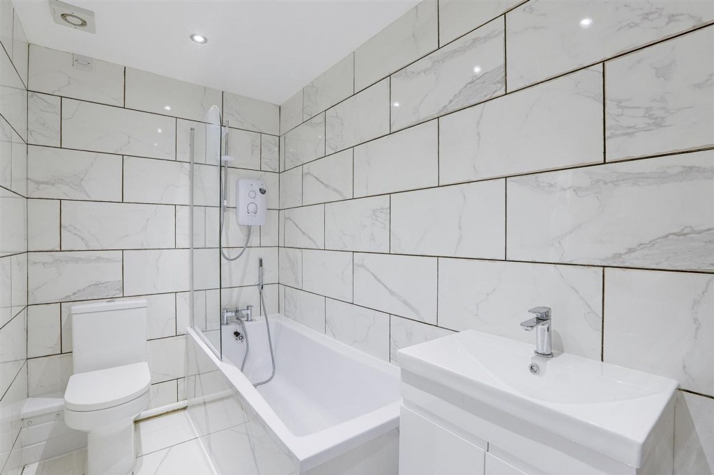 Mickledon Close, Nottingham, NG2