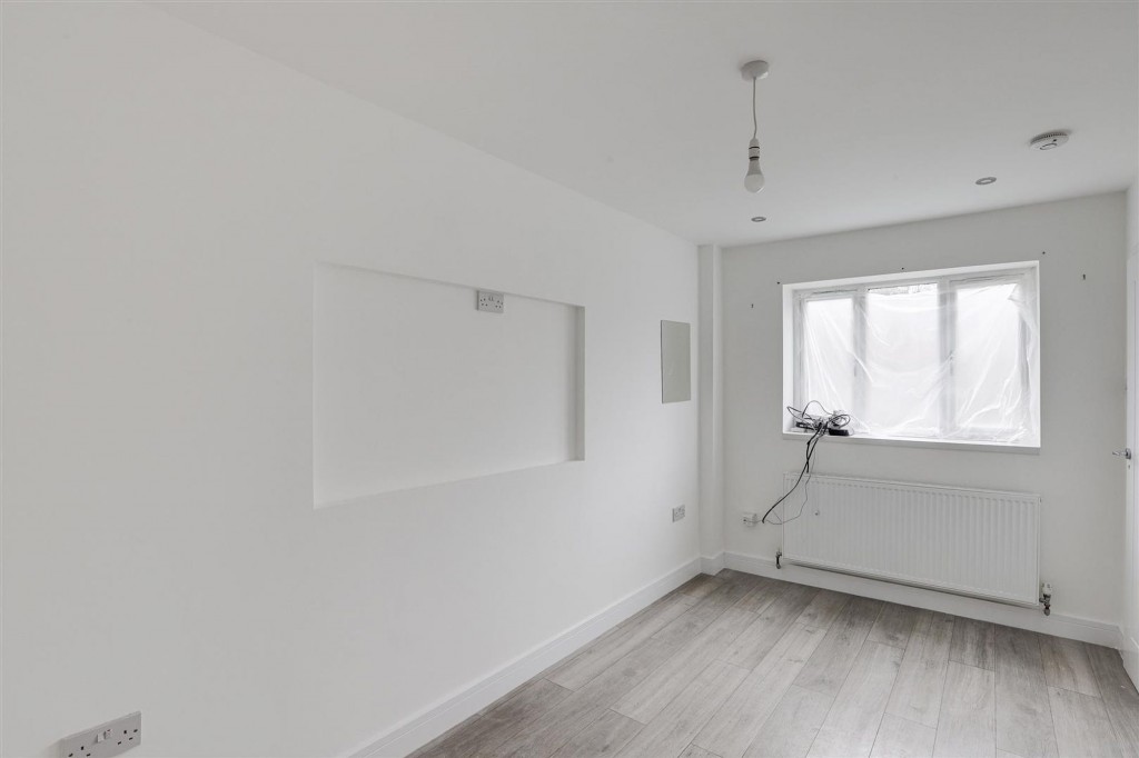 Mickledon Close, Nottingham, NG2