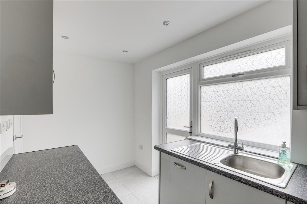 Mickledon Close, Nottingham, NG2