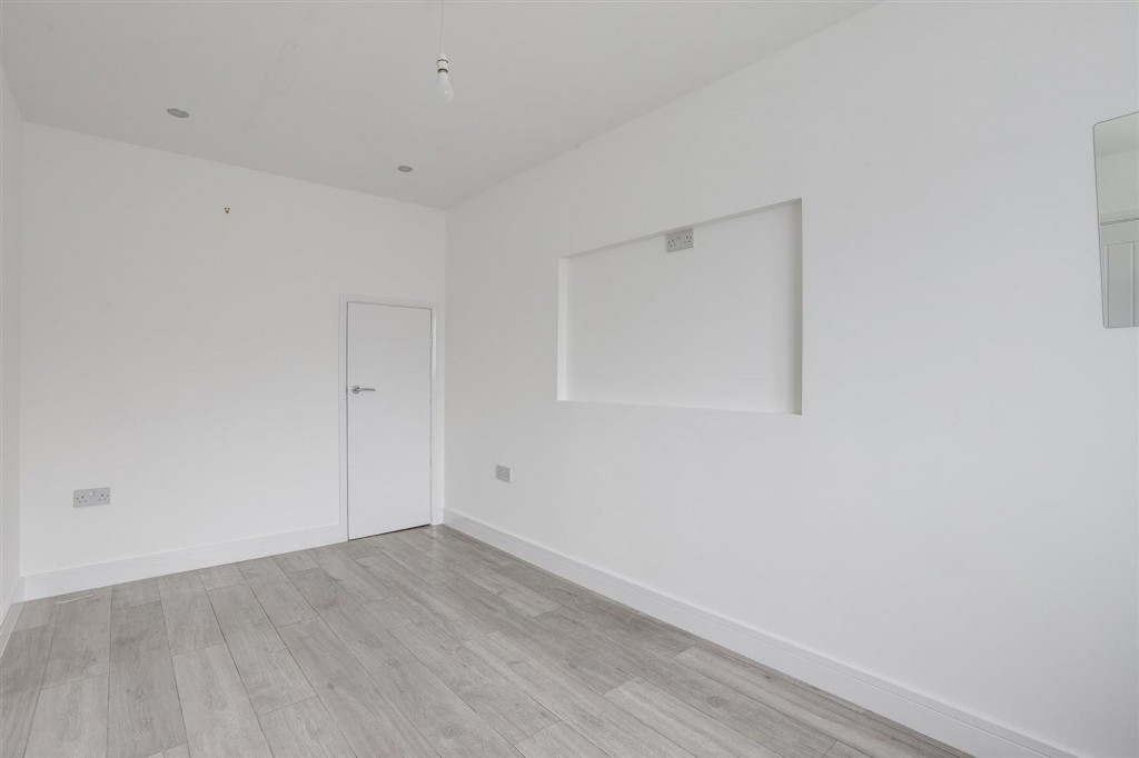Mickledon Close, Nottingham, NG2
