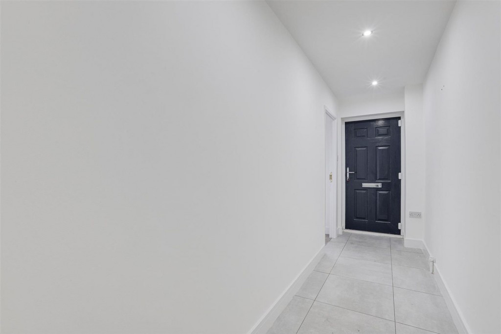 Mickledon Close, Nottingham, NG2