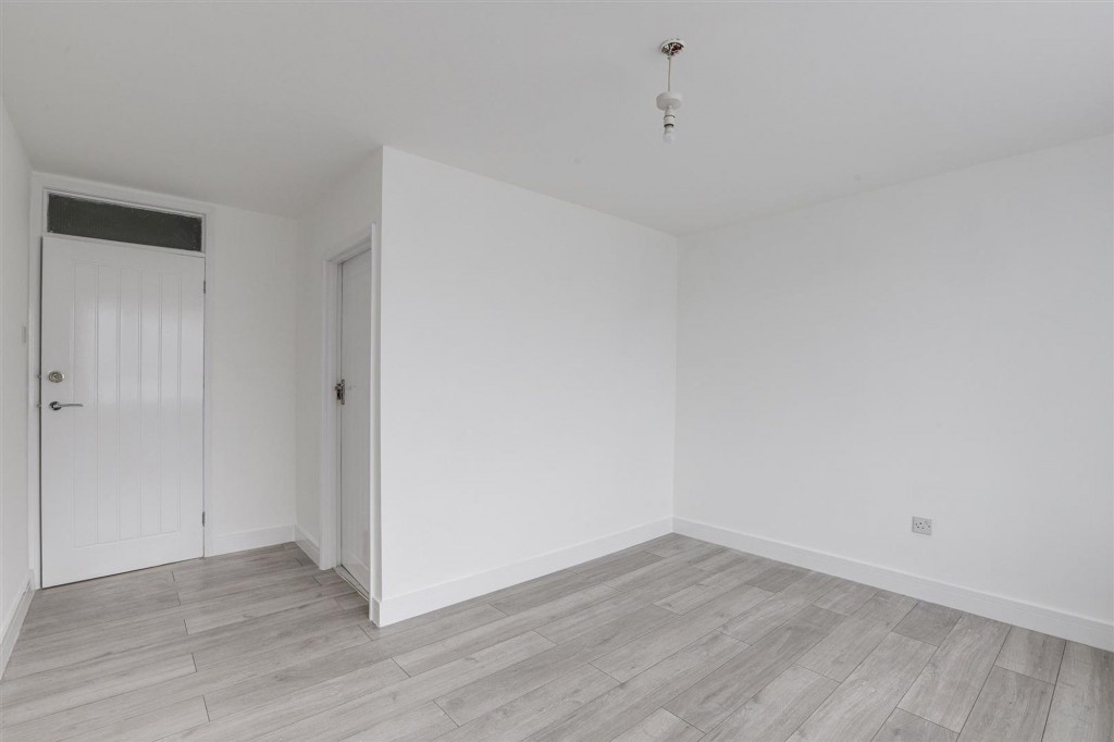 Mickledon Close, Nottingham, NG2