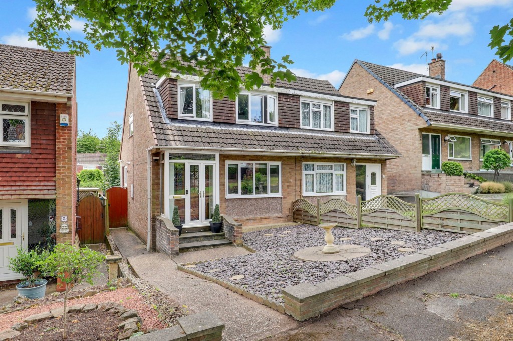 Trueman Gardens, Arnold, NG5