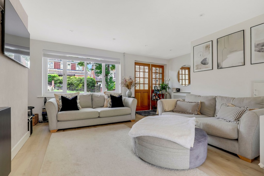 Trueman Gardens, Arnold, NG5