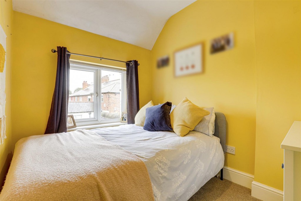 Queens Road West, Beeston, NG9