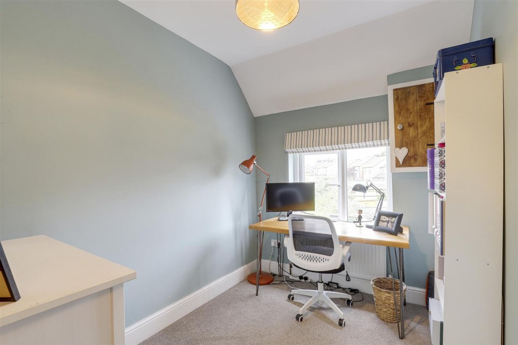 Queens Road West, Beeston, NG9