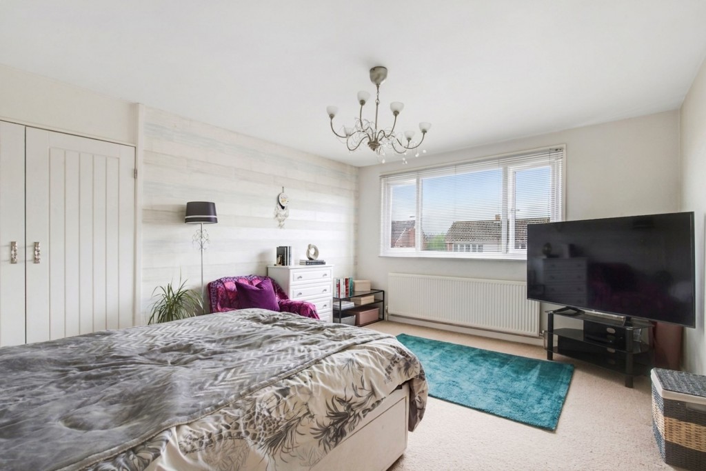 Leabrook Close, Clifton Village, NG11