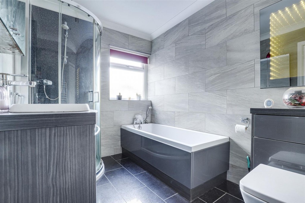 Doncaster Avenue, Sandiacre, NG10