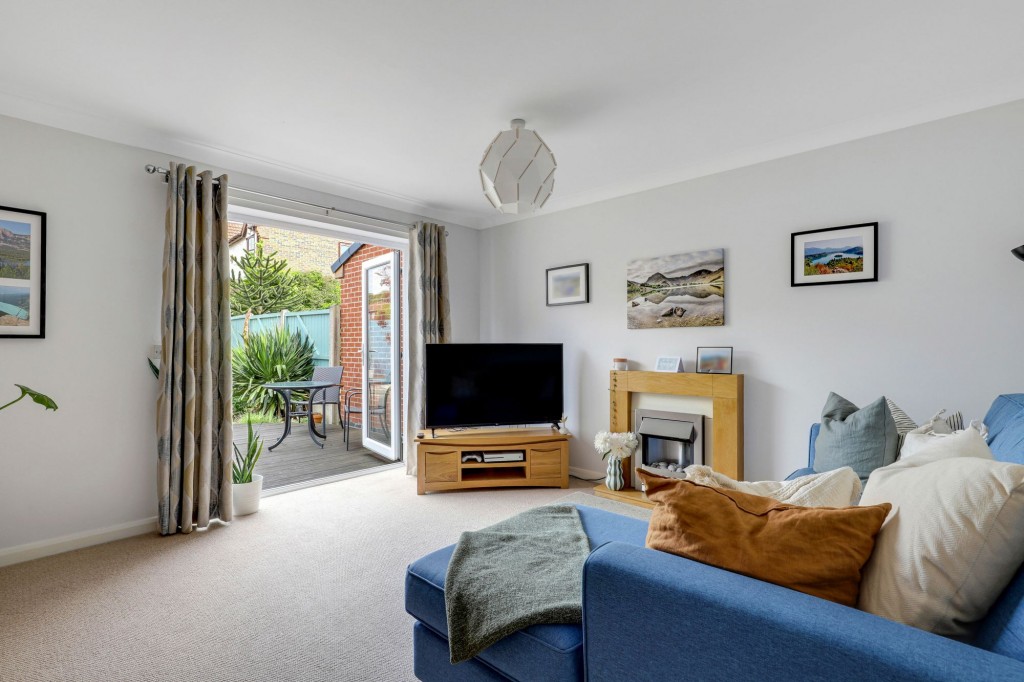 Sands Close, Colwick, NG4