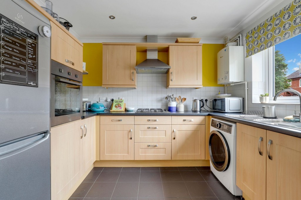 Sands Close, Colwick, NG4