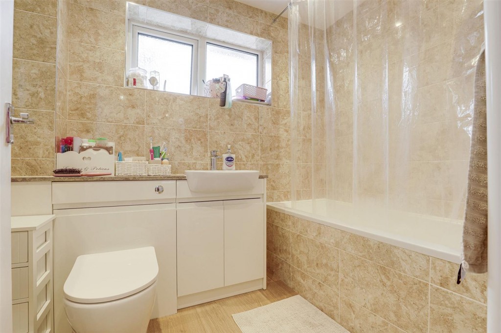 Wilfrid Grove, West Bridgford, NG2