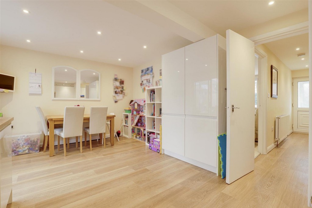 Wilfrid Grove, West Bridgford, NG2