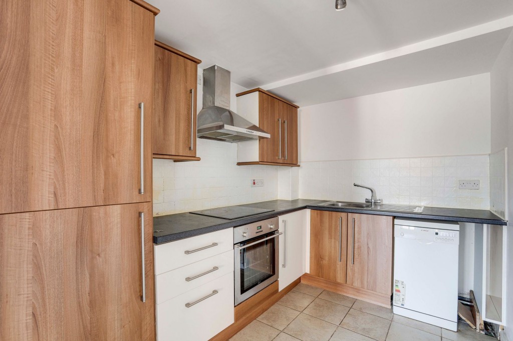 Haydn Road, Royal Court, NG5