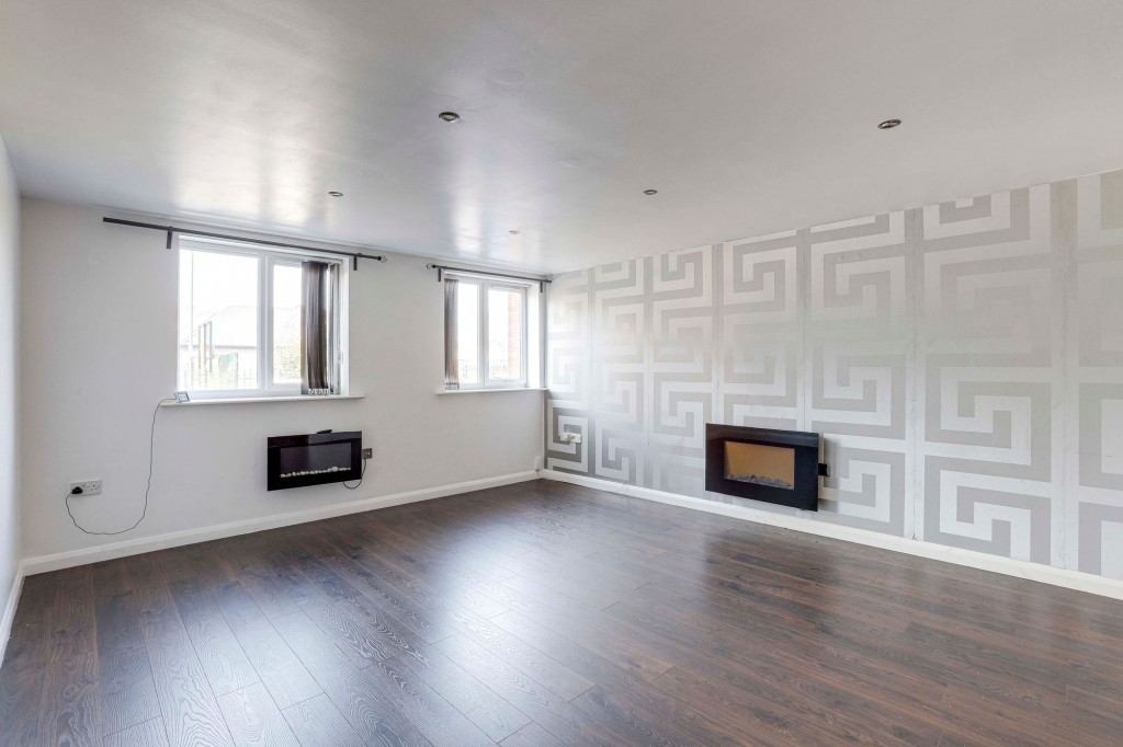 Haydn Road, Royal Court, NG5