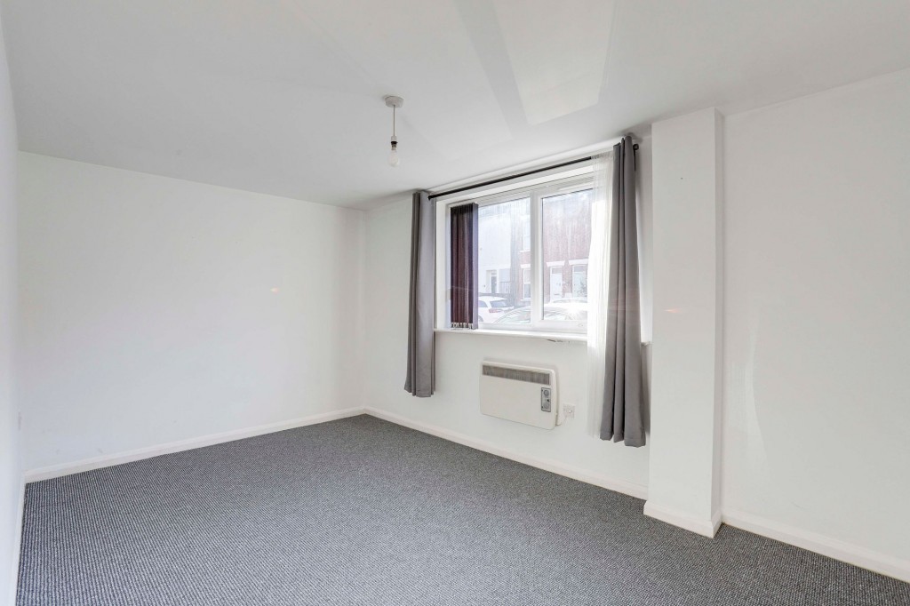 Haydn Road, Royal Court, NG5