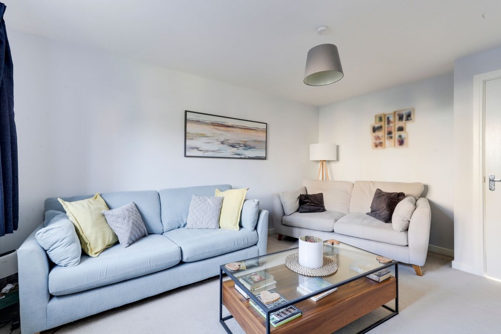 Albert Close, Hucknall, NG15