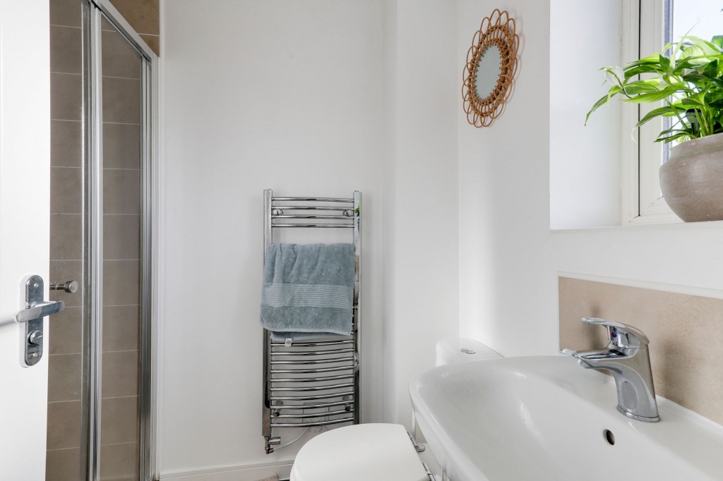 Albert Close, Hucknall, NG15