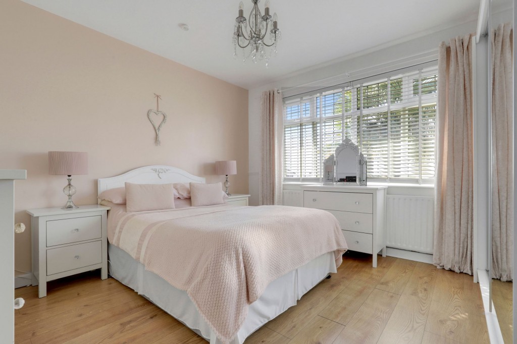 Barnet Road, Nottingham, NG3