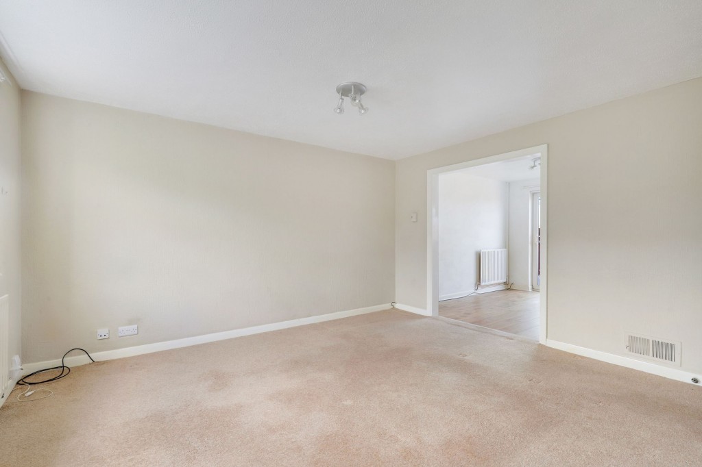Graveney Gardens, Arnold, NG5