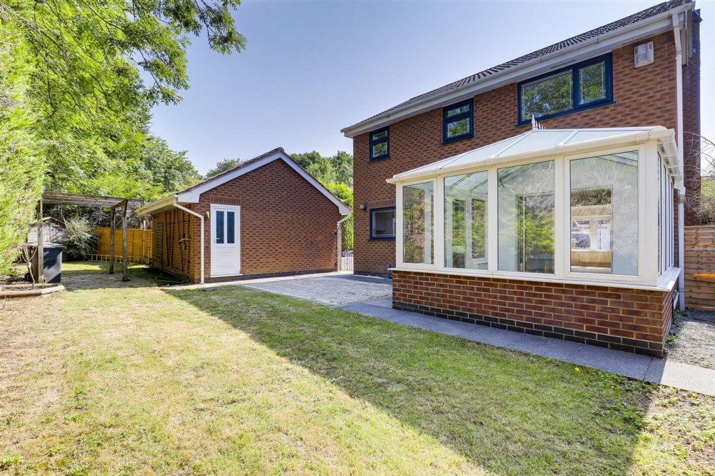 Charlbury Court, Bramcote, NG9