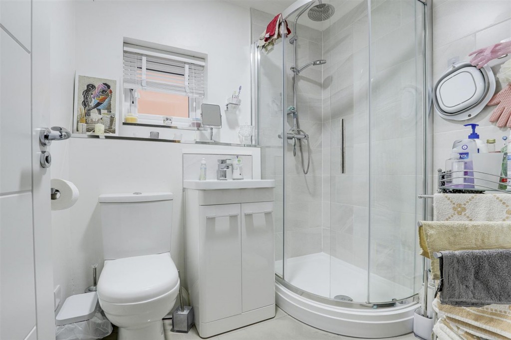 Woodland Avenue, Nottingham, NG6