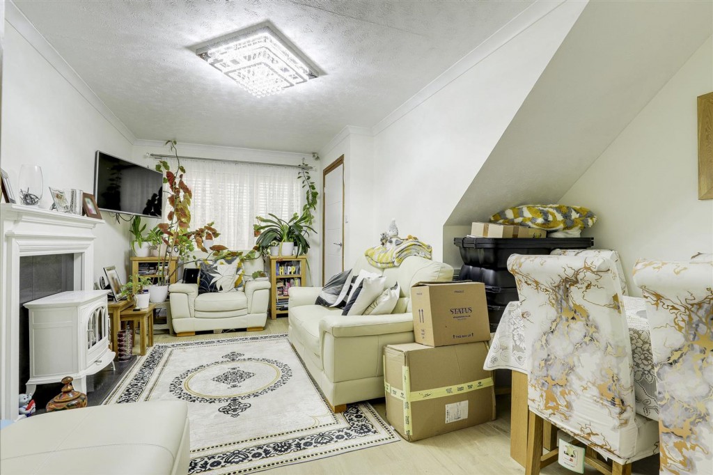 Woodland Avenue, Nottingham, NG6