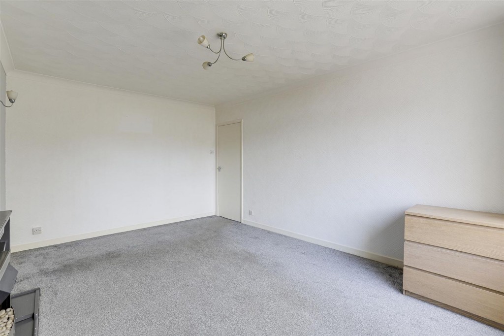 The Hollows, Long Eaton, NG10