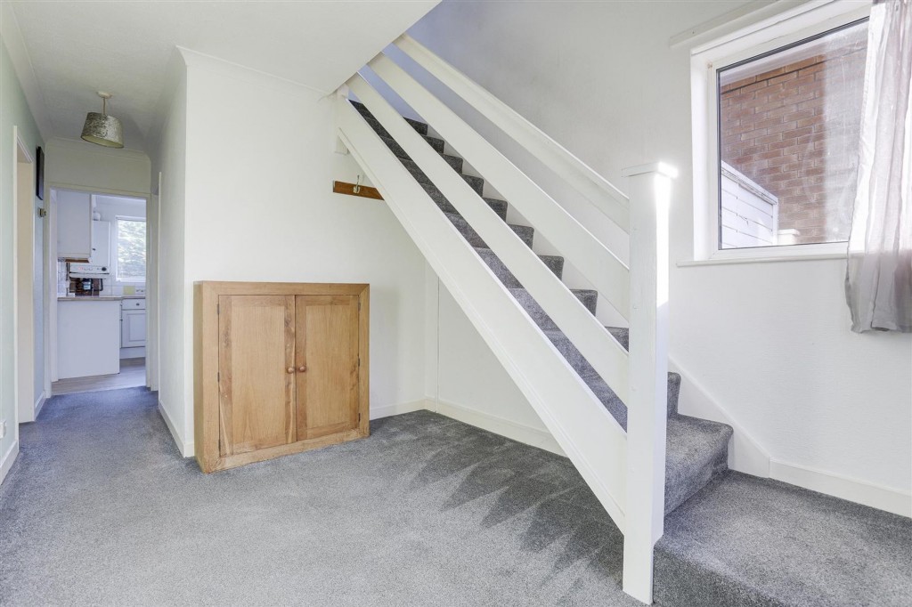 The Hollows, Long Eaton, NG10