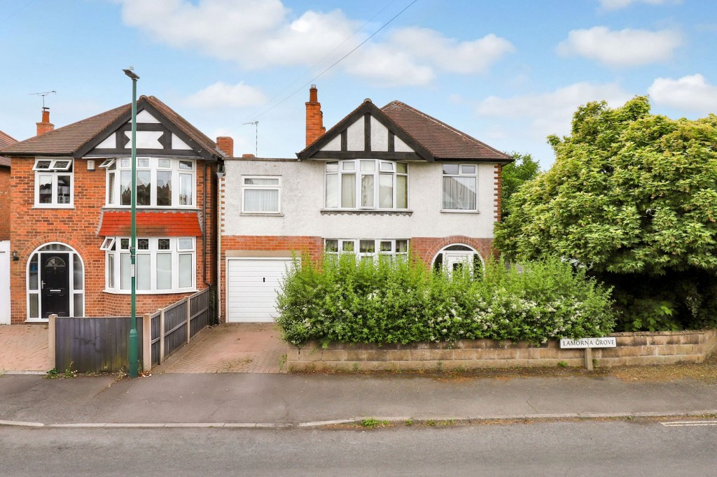 Lamorna Grove, Nottingham, NG11