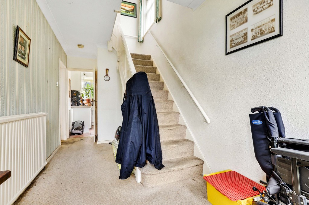 Lamorna Grove, Nottingham, NG11