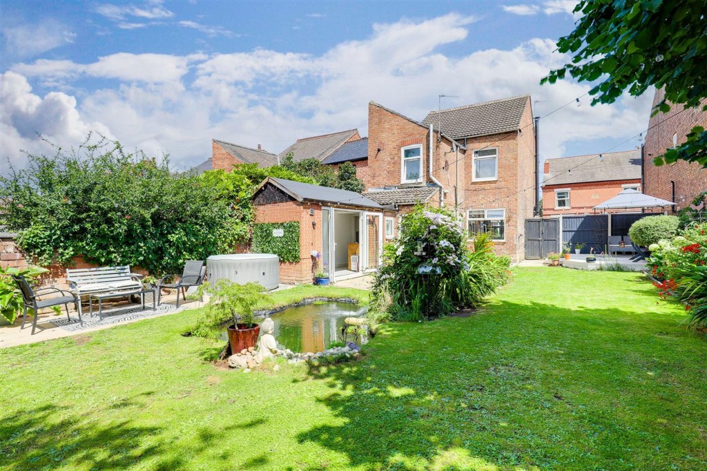 Recreation Street, Long Eaton, NG10