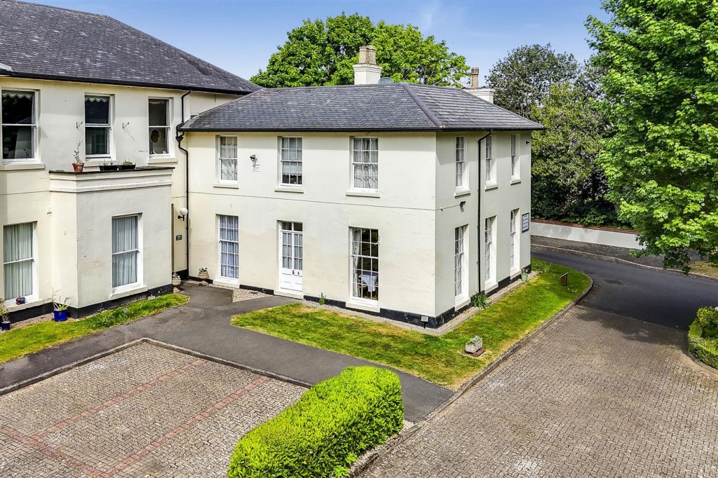 The Cedars, Nottingham, NG5