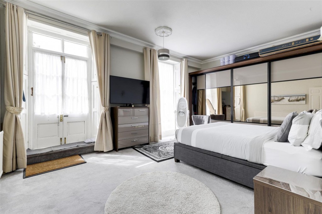 The Cedars, Nottingham, NG5