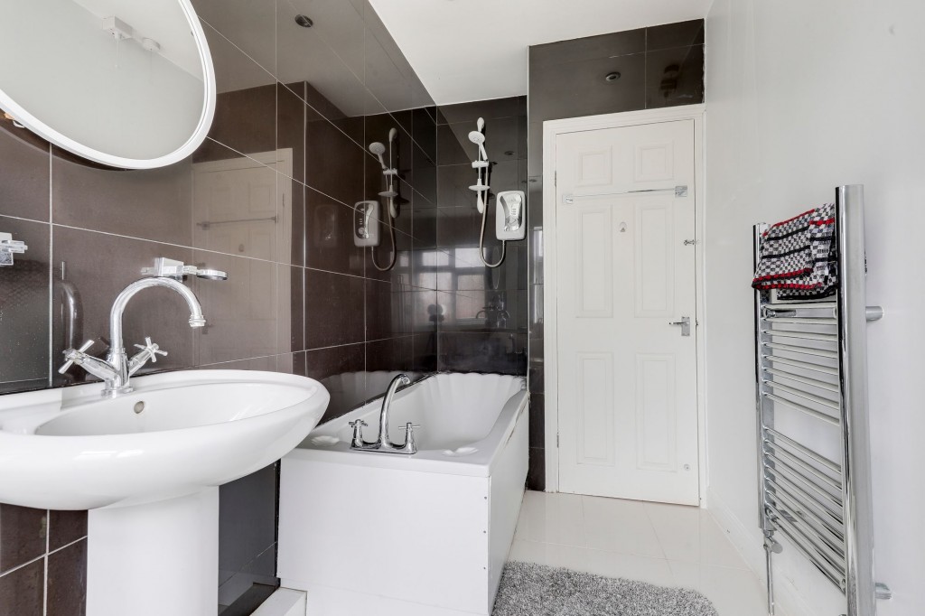 Beardsmore Grove, Hucknall, NG15