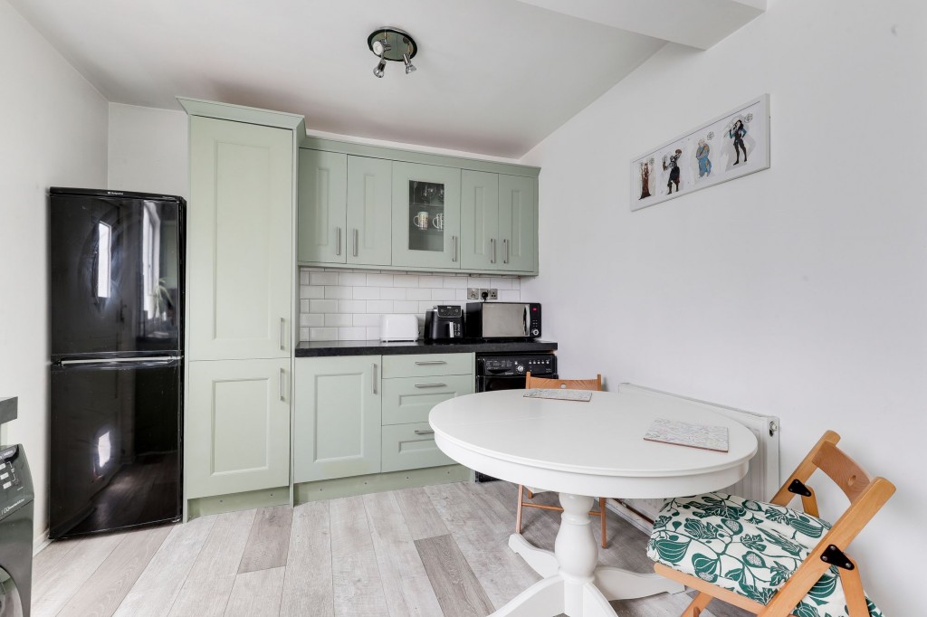 Beardsmore Grove, Hucknall, NG15