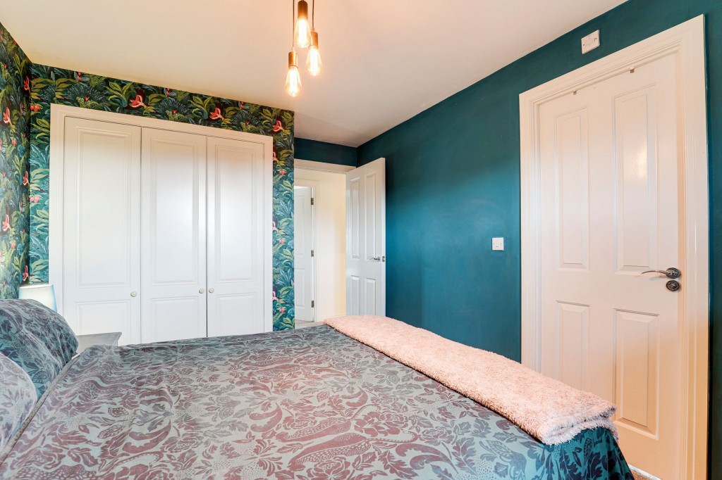 James Drive, Calverton, NG14
