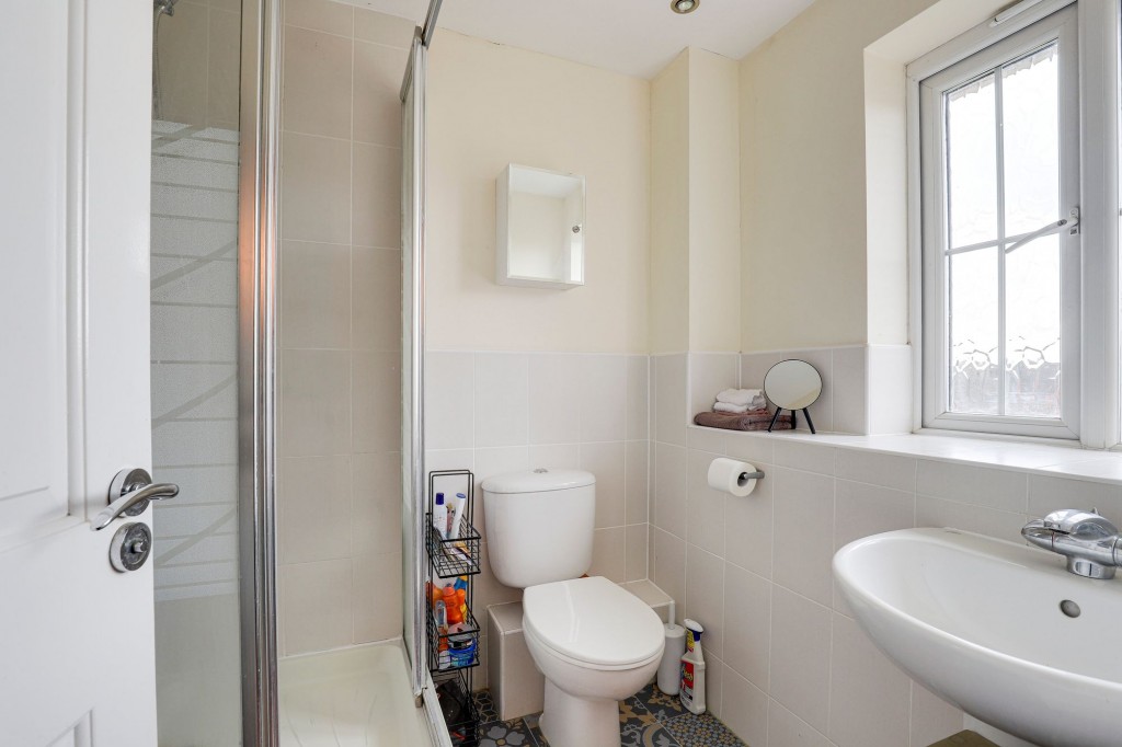 James Drive, Calverton, NG14