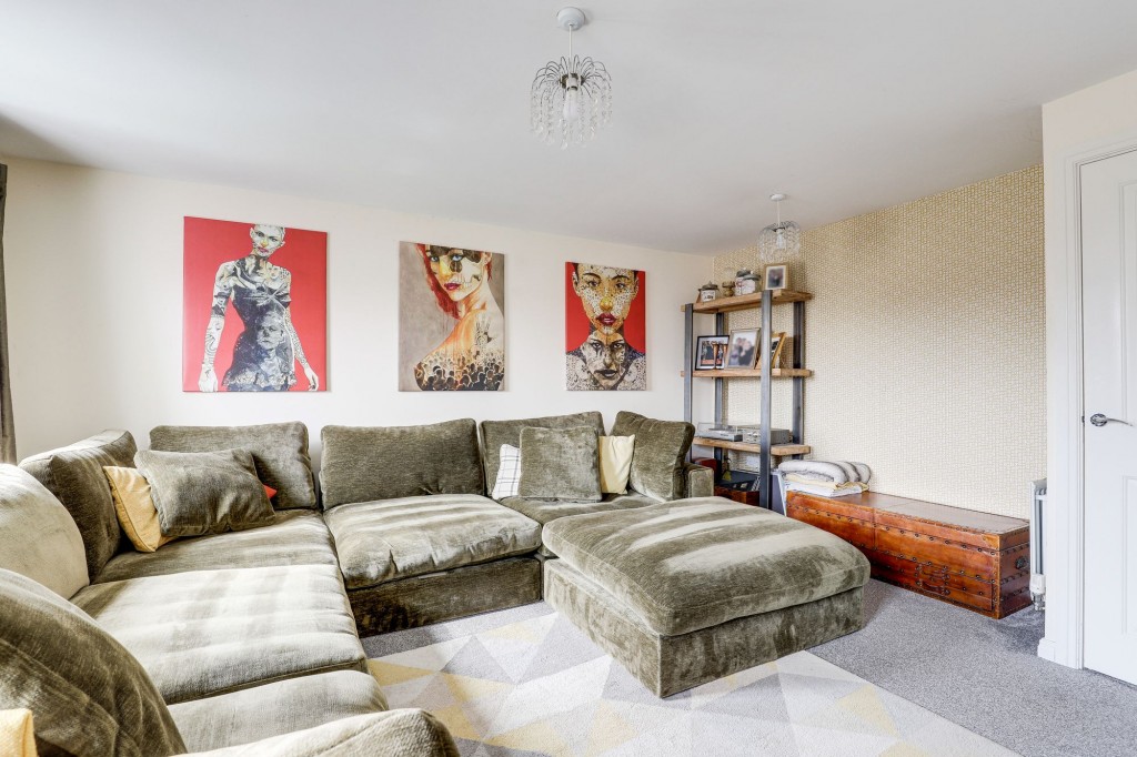 James Drive, Calverton, NG14
