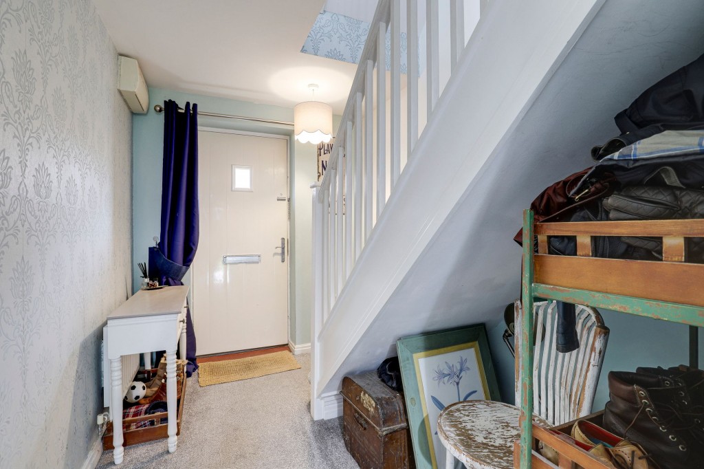 James Drive, Calverton, NG14