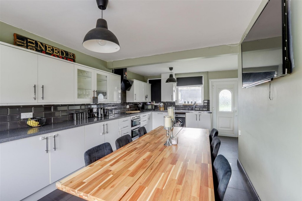 Watnall Road, Hucknall, NG15