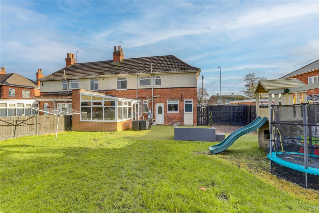 Watnall Road, Hucknall, NG15