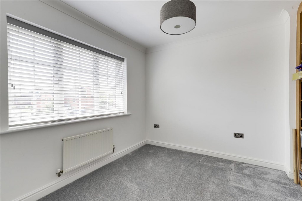 Thales Drive, Arnold, NG5