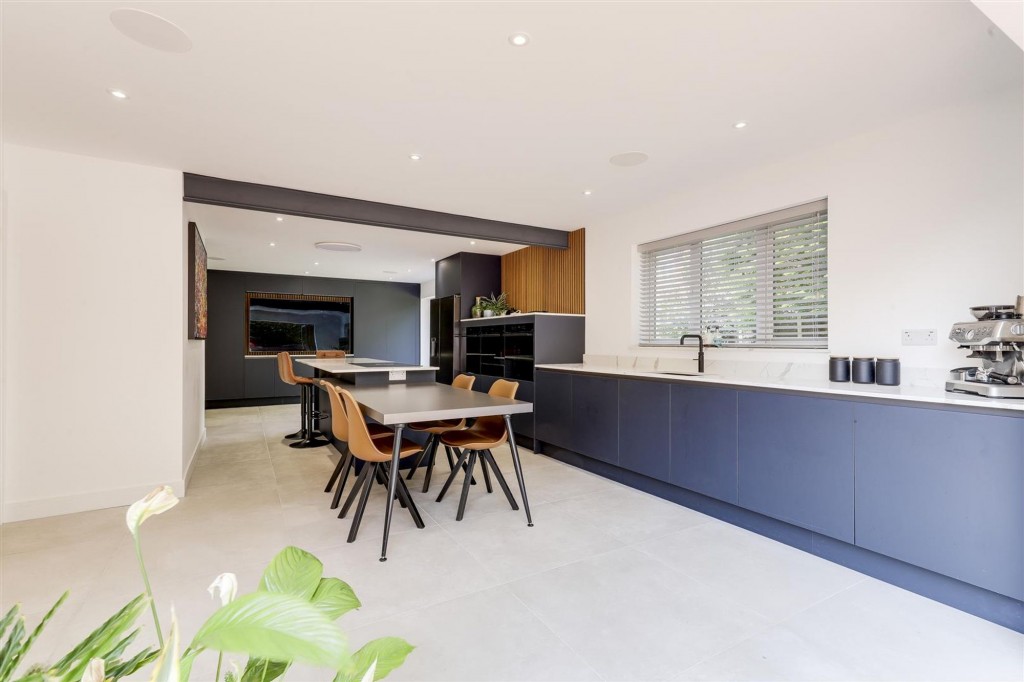 Thales Drive, Arnold, NG5