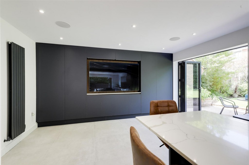 Thales Drive, Arnold, NG5