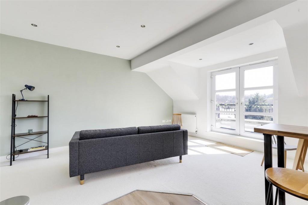 Second Avenue, Nottingham, NG7