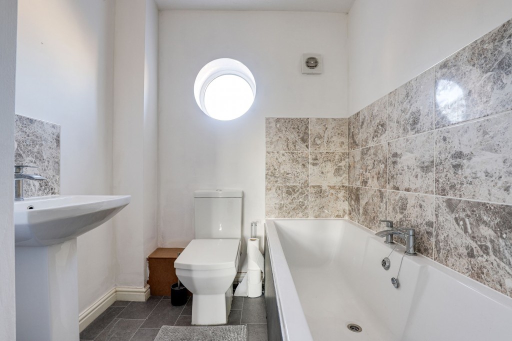 Voce Gardens, Hucknall, NG15