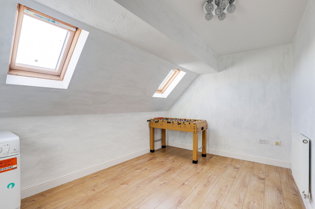 Voce Gardens, Hucknall, NG15