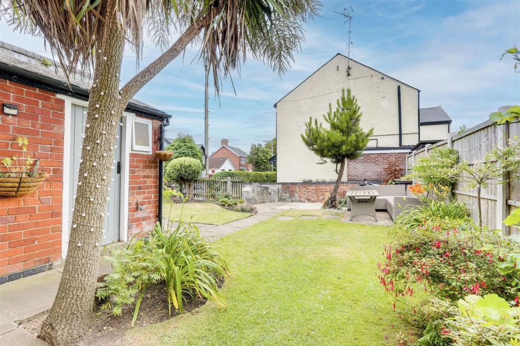 Sandy Lane, Hucknall, NG15