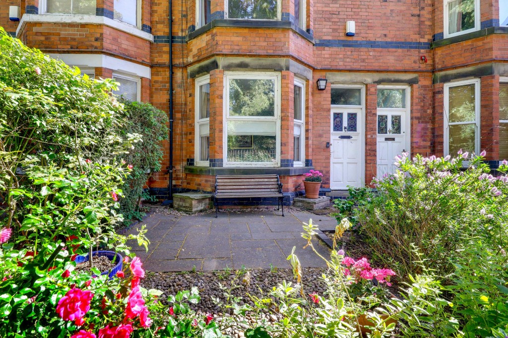 Devonshire Promenade, Nottingham, NG7