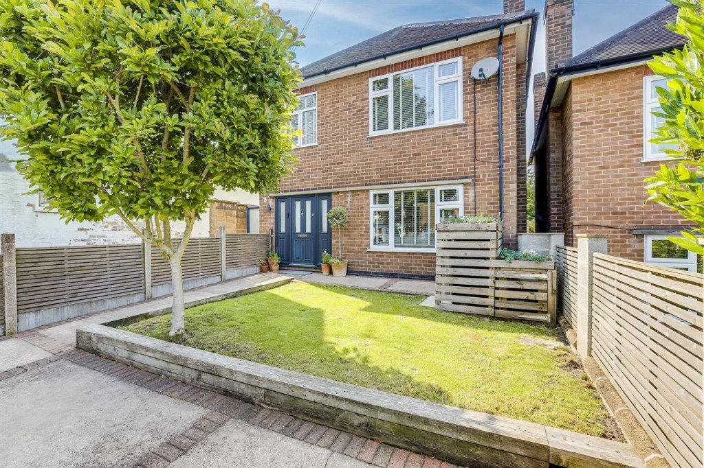 Moore Road, Mapperley, NG3